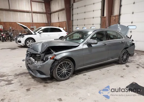 2019 Mercedes-Benz C 300 4Matic z USA, uszkodzony, nr VIN 55SWF8EB2KU289161